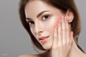 The Rhinoplasty Healing Process: Cast & Swelling