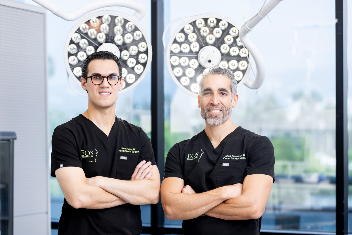 Dr. Keon Parsa and Dr. Nima Shemirani in an operating room