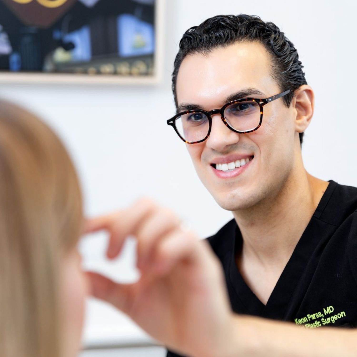 Beverly Hills rhinoplasty surgeon, Dr. Keon Parsa