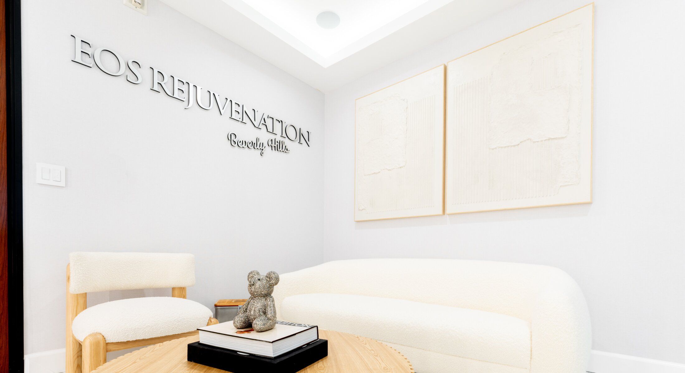 Modern wellness interior with art and decor.